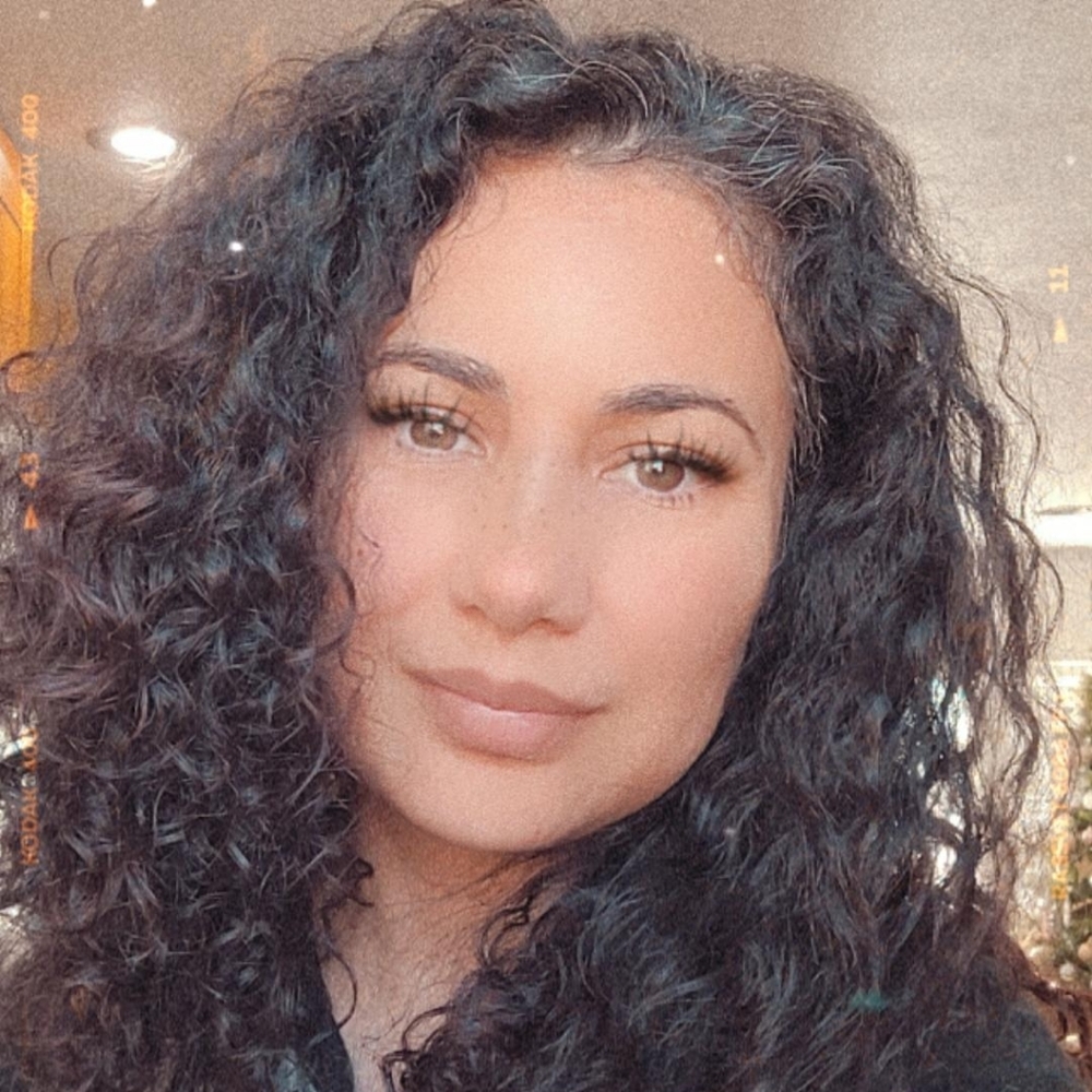 Meet your Posher, Lily